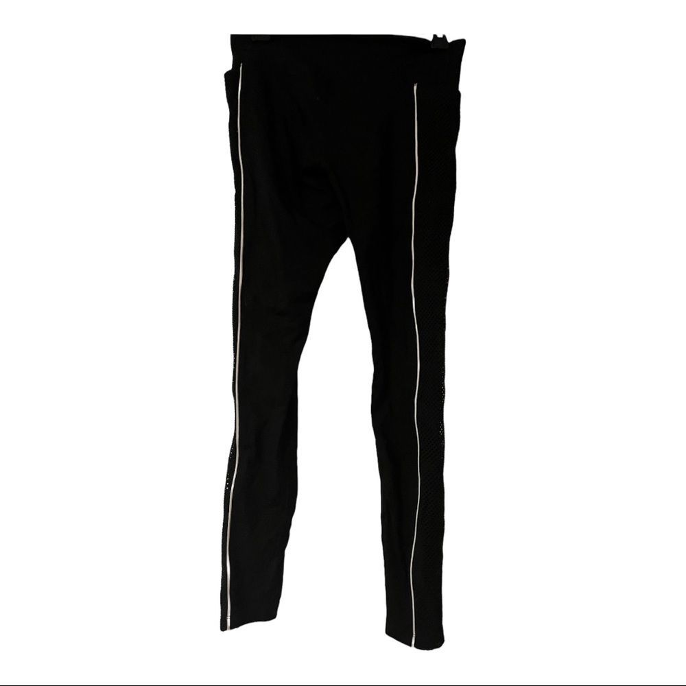 PINK Victoria’s Secret Ultimate Leggings Small - Picture 5 of 5